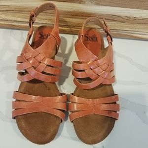 Sofft vali wedge sandals size 9